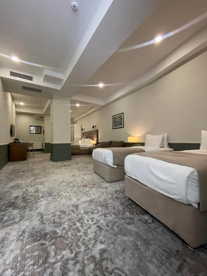 Europe Hotel تبليسي 4*,